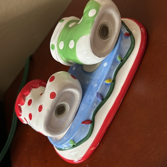 Christmas Salt Pepper Shaker Set - Picture 5 of 7